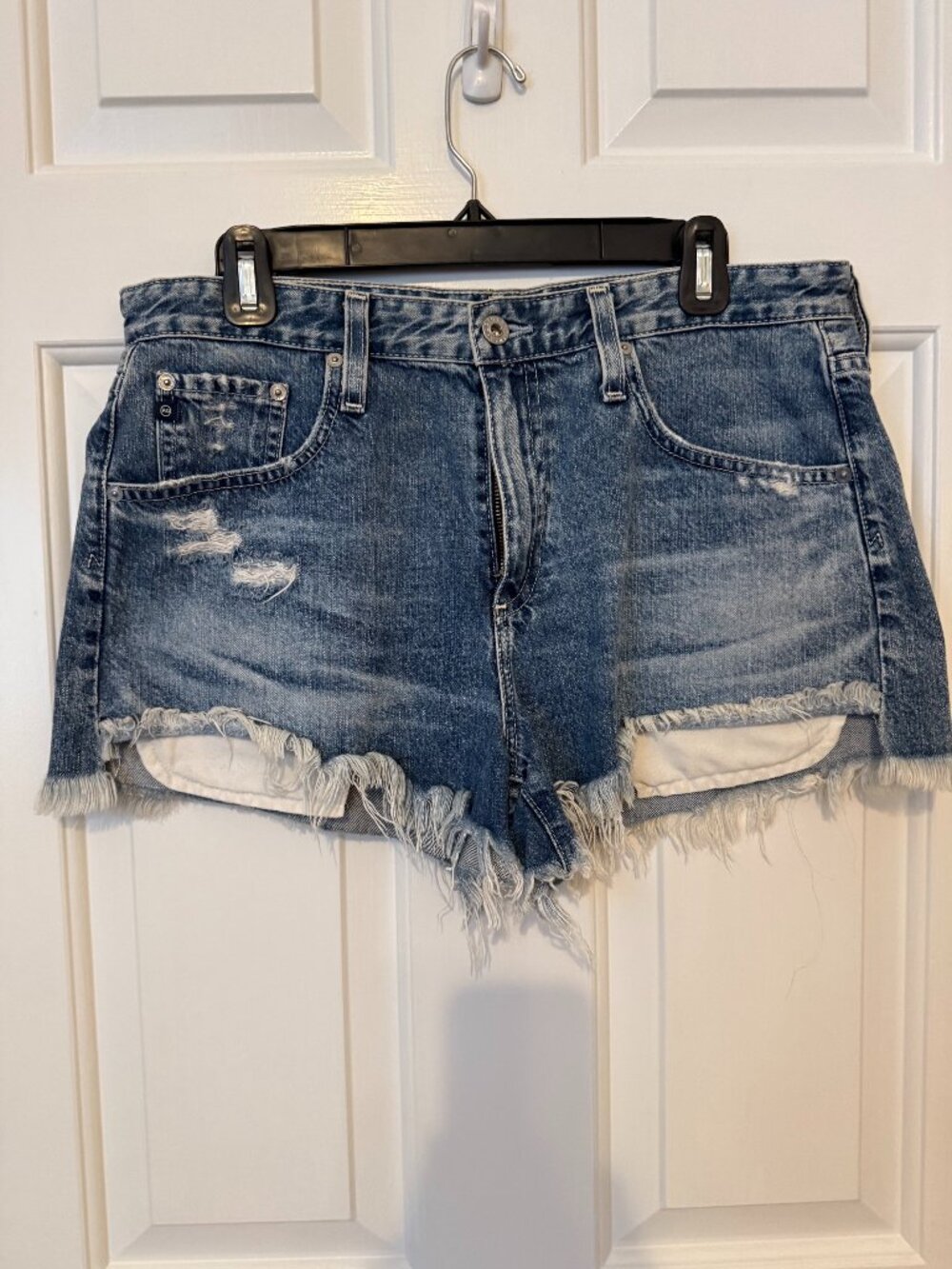 AG Adriano Goldschmied Sadie High Rise Distressed Shorts_Size 30